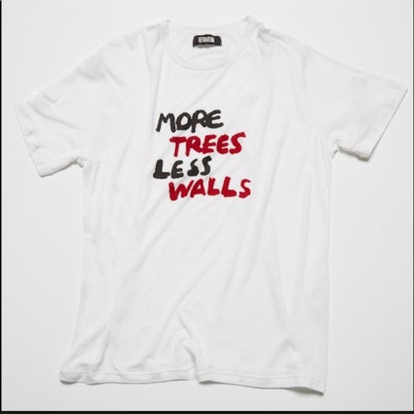 Reformation “more trees less walls” tee - Picture 5 of 8
